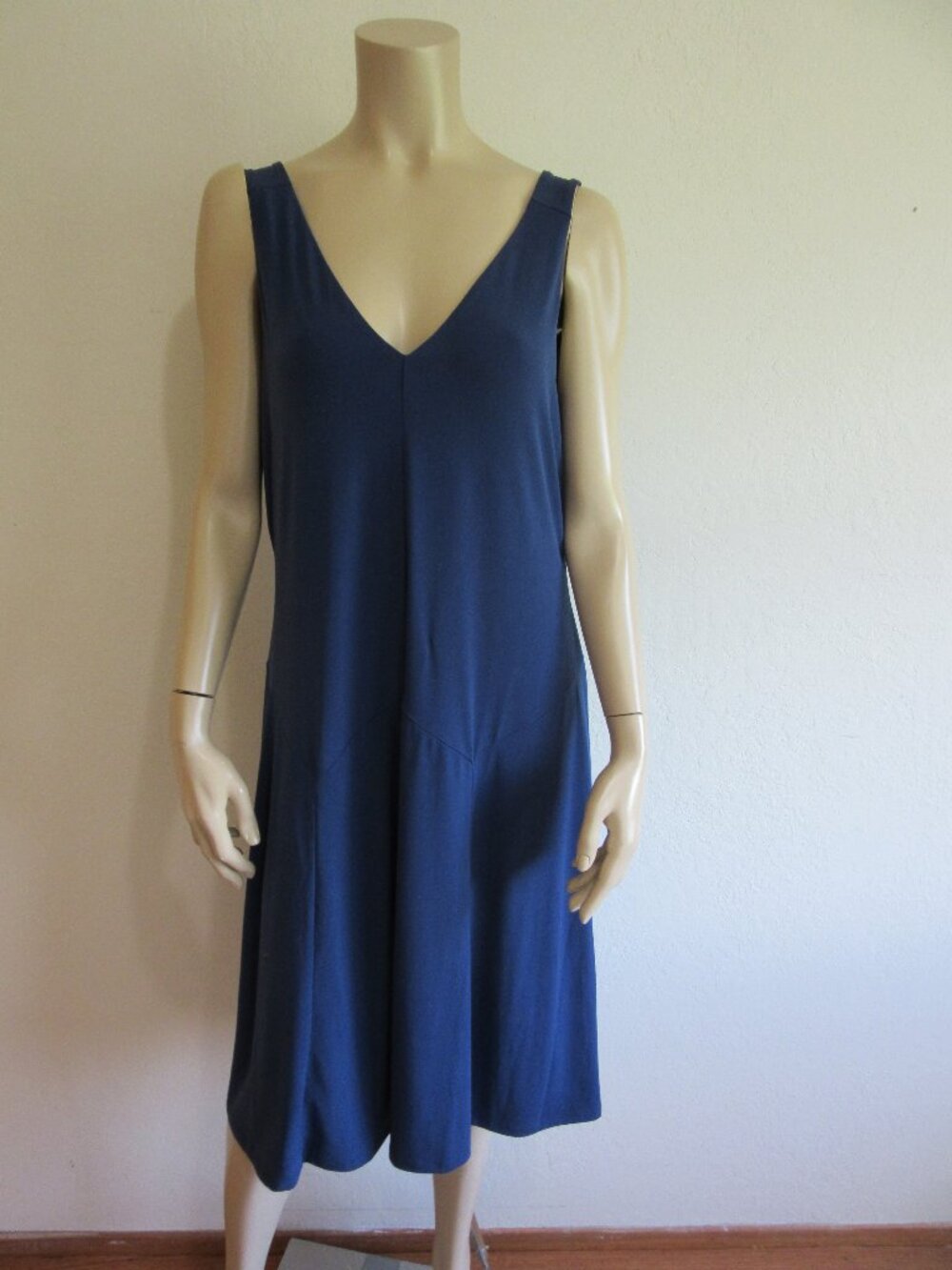 Banana Republic Blue V-Neck LP Pullover Sleeveless Dress